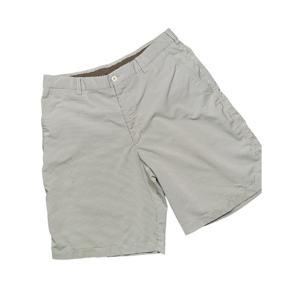 Nike Golf FitDry Size 34 Lightweight Gripper Tape Waistband Button Pocket Shorts